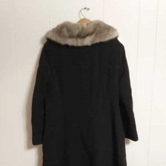 Vintage Martin’s Brown Wool Coat with Mink Fur Collar Sz 10 Union Made 1950’s - Picture 2 of 9